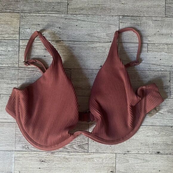 Garage, Dark Mauve/Blush, Plunging, V Neck, Wired Bikini Top - Picture 6 of 12